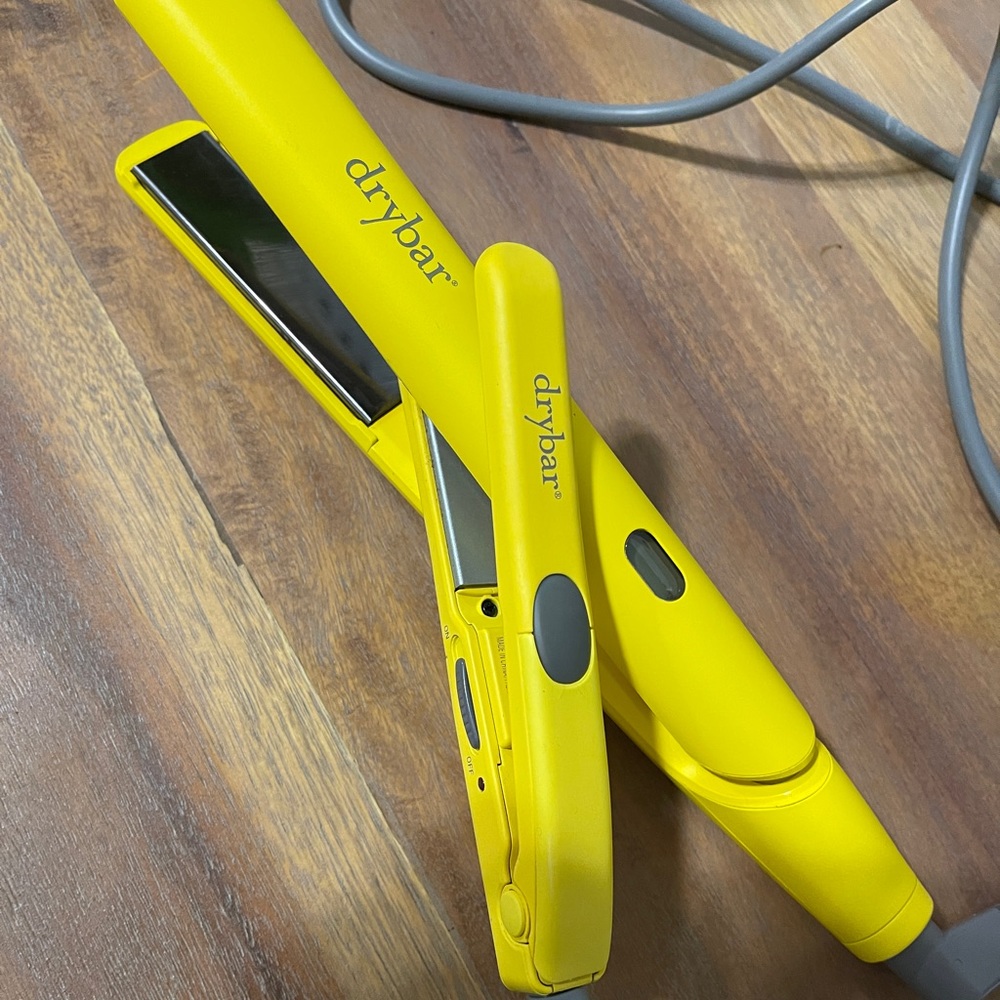 DRYBAR🟡 The Tress Press Straightening Iron w/mini